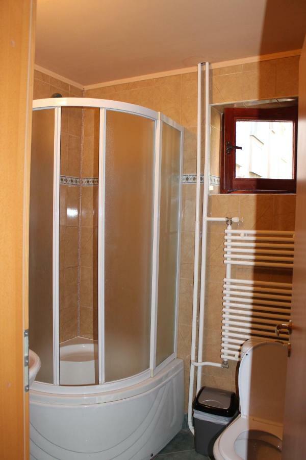 Rooms Cristian Deva Exterior photo