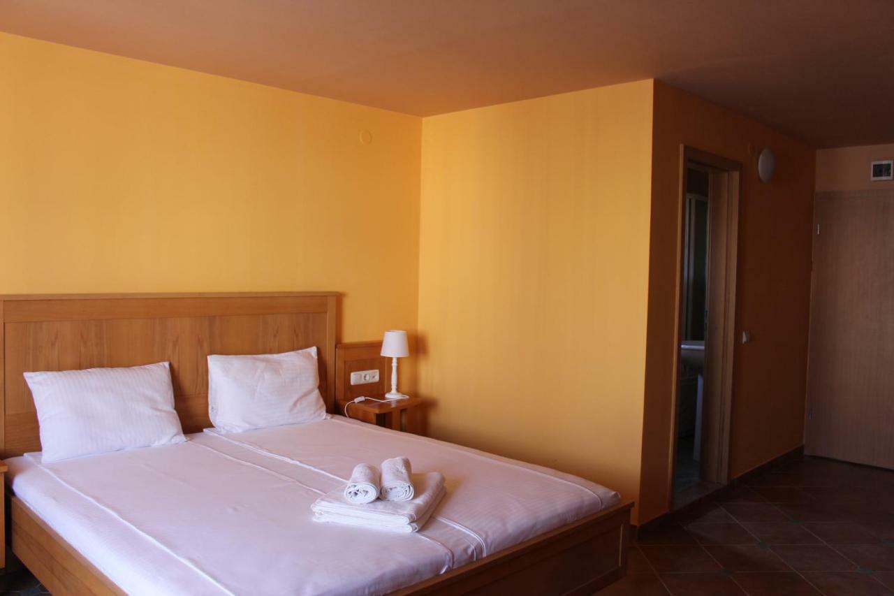 Rooms Cristian Deva Exterior photo