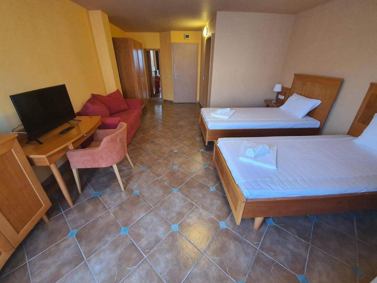 Rooms Cristian Deva Exterior photo